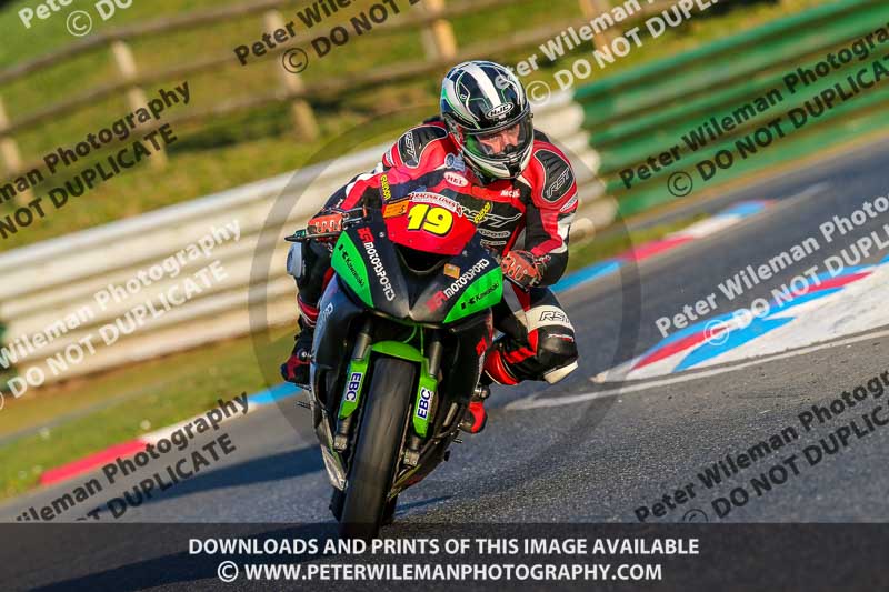 PJ Motorsport Photography 2018;enduro digital images;event digital images;eventdigitalimages;mallory park;mallory park photographs;mallory park trackday;mallory park trackday photographs;no limits trackdays;peter wileman photography;racing digital images;trackday digital images;trackday photos